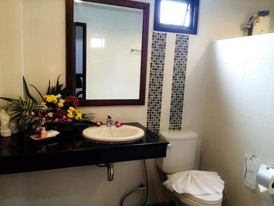 The Seashore Kamala Service Apartment מראה חיצוני תמונה